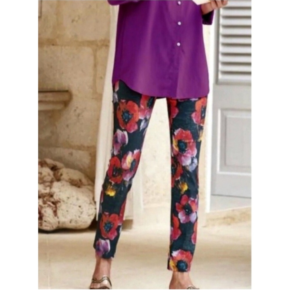 Soft Surroundings Papavero Ponte Ankle‎ Pants in a floral poppy print  Size S